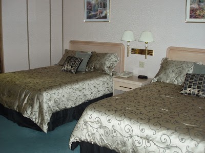 Photos of Rodeway Inn Fallsview - Niagara Falls Hotel