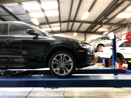 Mechanic «Motoring Specialists», reviews and photos, 742 E Main St, Vacaville, CA 95688, USA