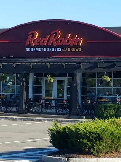 Red Robin Gourmet Burgers and Brews - 269 Colony Pl, Plymouth, MA 02360