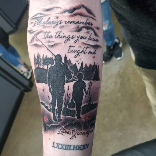 Explore mother and father tattoo ideas, creative tattoo ideas in Peru, available at Irezumi Tattoo Parlor