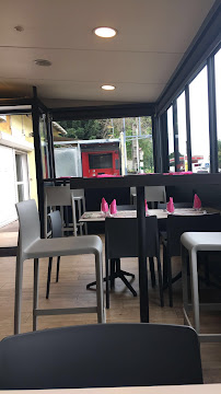 Atmosphère du Restaurant Mam'Zelle Pizza Trois Mares à Le Tampon - n°2