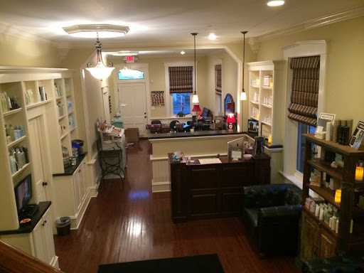 Hair Salon «The Brick House Salon», reviews and photos, 4761 Port Union Rd, West Chester Township, OH 45011, USA