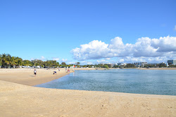 Cotton Tree Beach'in fotoğrafı geniş bir kıyı şeridi ile birlikte