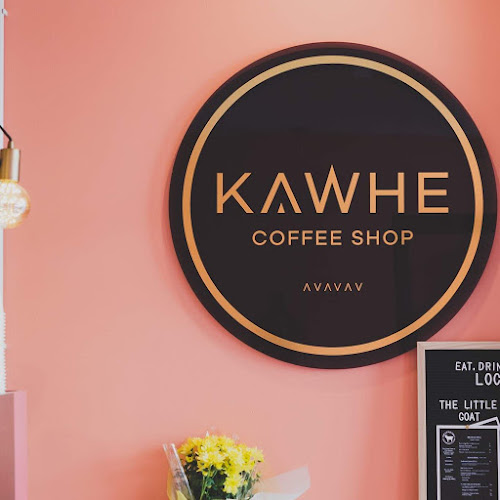 Girl Native & Kawhe Coffee Shop - Porirua