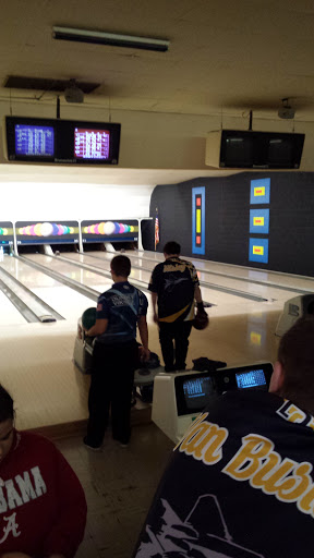 Bowling Alley «Flat Rock Lanes», reviews and photos, 14700 Telegraph Rd, South Rockwood, MI 48179, USA