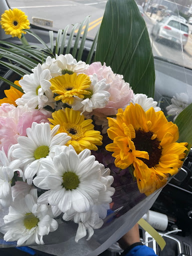 Florist «Radebaugh Florist and Greenhouses», reviews and photos, 120 Burke Ave, Towson, MD 21286, USA