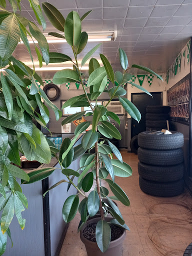 Auto Repair Shop «V & R Tire & Auto Repair», reviews and photos, 4903 Main St, Lisle, IL 60532, USA