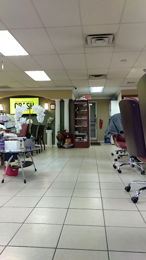 Nail Salon «L T Artistic Nail Salon», reviews and photos, 161 NJ-73, Voorhees Township, NJ 08043, USA