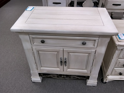 Thrift Store «Village Thrift», reviews and photos, 830 N Apollo Blvd, Melbourne, FL 32935, USA