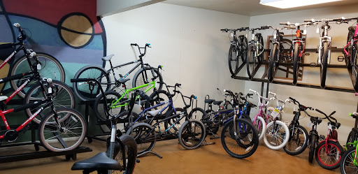 Bicycle Store «Landis Cyclery», reviews and photos, 712 W Indian School Rd, Phoenix, AZ 85013, USA