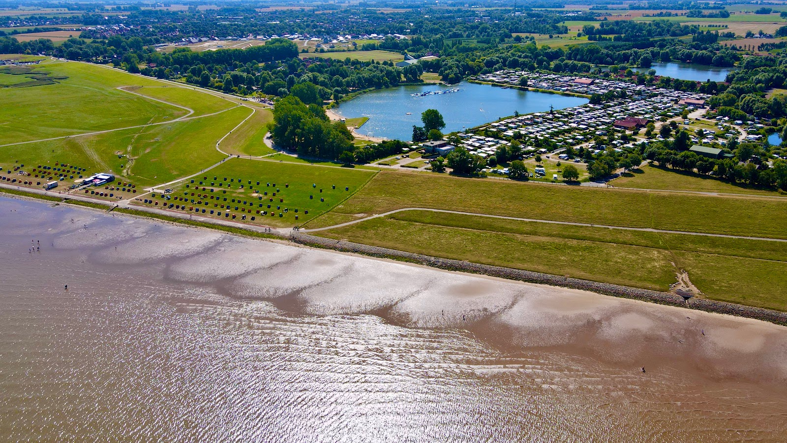 Foto av Otterndorf stranden med en rymlig kustlinje