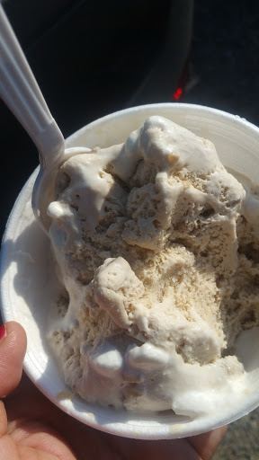 Farm «B & B Flower Farm», reviews and photos, 668 Jones Hill Rd, West Haven, CT 06516, USA