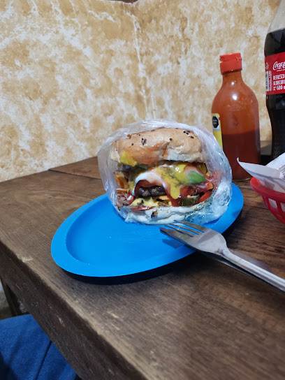 Atascadas burger,s - Camino A San Pedro Mártir 510, 76113 Santiago de Querétaro, Qro., Mexico
