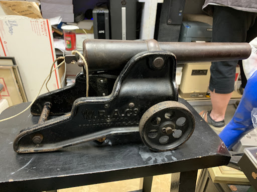 Diamond Buyer «Dover Jewelry & Pawn Exchange», reviews and photos, 558 N Dupont Hwy, Dover, DE 19901, USA