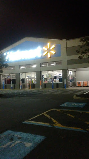 Discount Store «Walmart», reviews and photos, 465 Bridgeport Ave, Shelton, CT 06484, USA