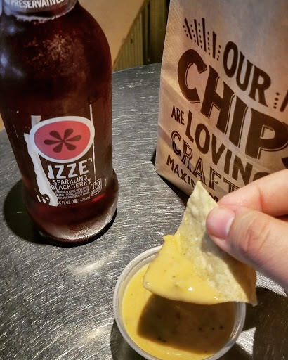 Mexican Restaurant «Chipotle Mexican Grill», reviews and photos, 186 NJ-35, Eatontown, NJ 07724, USA