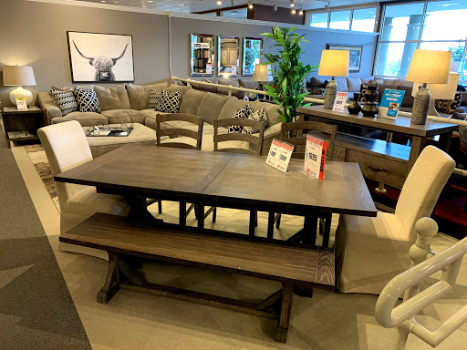 Furniture Store «JR Furniture Gresham», reviews and photos, 40 NW Burnside Rd, Gresham, OR 97030, USA