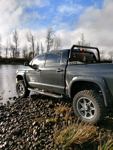 Toyota Dealer «Toyota of Corvallis», reviews and photos, 800 NW 5th St, Corvallis, OR 97330, USA