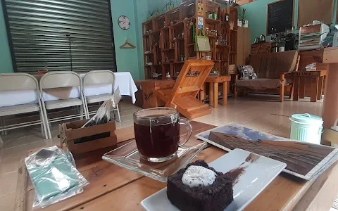 Café Pillango image