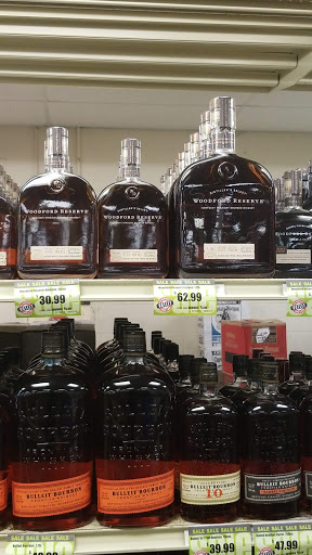 State Liquor Store «NH Liquor & Wine Outlet», reviews and photos, 500 Woodbury Ave, Portsmouth, NH 03801, USA