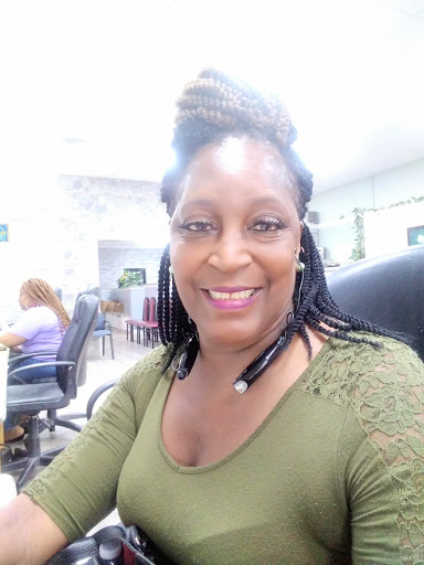 Beauty Supply Store «Beauty World», reviews and photos, 942 E Bessemer Ave, Greensboro, NC 27405, USA