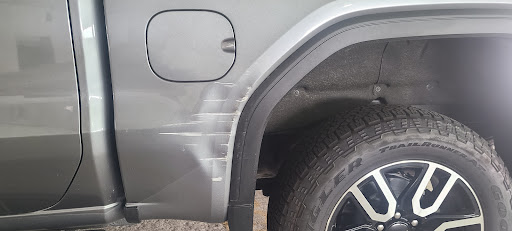 Auto Body Shop «Champaign Automotive Collision Center», reviews and photos, 103 Arbours Dr, Savoy, IL 61874, USA