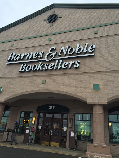 Book Store «Barnes & Noble», reviews and photos, 235 Daniel Webster Hwy, Nashua, NH 03060, USA