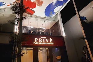 V2 Prive Pure Veg - Multi Cuisine Restuarant image