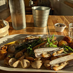 Photo n° 1 de l'avis de Benjamin.u fait le 17/07/2021 à 19:28 pour Les Viviers de Keraliou / Vente au détail & dégustation à Plougastel-Daoulas