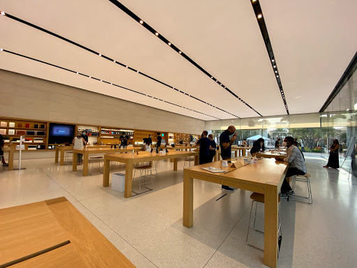 Computer Store «Apple Irvine Spectrum Center», reviews and photos, 763 Spectrum Center Dr, Irvine, CA 92618, USA