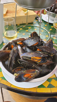 Plats et boissons du Restaurant de fruits de mer Au Détour Mas Conchylicole à Loupian - n°13