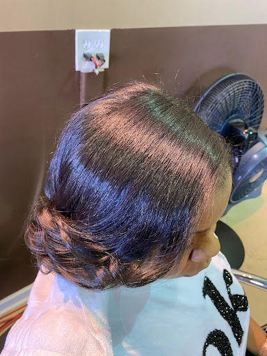 Hair Salon «Ileana Dominican Hair salon», reviews and photos, 4398 Kimball Bridge Rd, Alpharetta, GA 30005, USA
