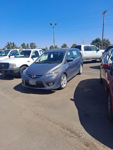 Used Car Dealer «Pacific Cars & Trucks», reviews and photos, 1735 State Hwy 99 N, Eugene, OR 97402, USA