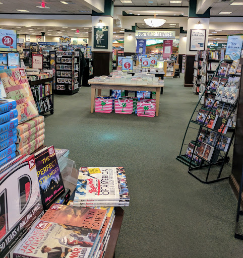 Book Store «Barnes & Noble», reviews and photos, 2031 Dr Martin Luther King Jr Pkwy, Chico, CA 95928, USA