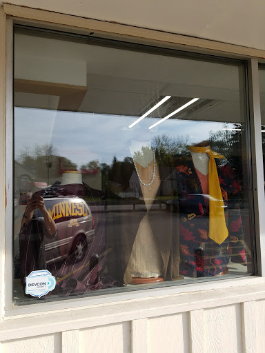 Thrift Store «Mission Wearhouse Thrift Store», reviews and photos, 2756 Lake Shore Ave, Little Canada, MN 55117, USA