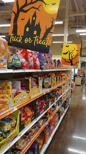 Grocery Store «Hannaford Supermarket», reviews and photos, 255 Warner Blvd, Taunton, MA 02780, USA