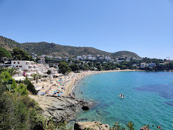 Foto di Spiaggia di Almadrava e l'insediamento