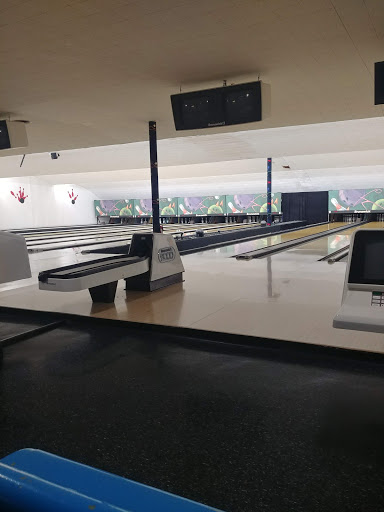 Bowling Alley «Slatington Bowling Center», reviews and photos, 8123 PA-873, Slatington, PA 18080, USA