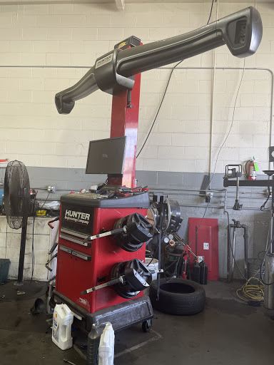 Auto Repair Shop «Meineke Car Care Center», reviews and photos, 121 Whittier Blvd, Montebello, CA 90640, USA