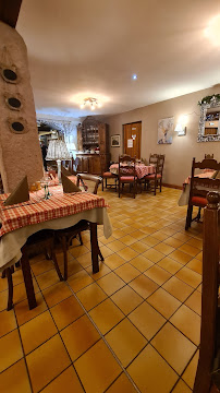 Atmosphère du Restaurant français Hôtel Restaurant Au Fief du Château à Orschwiller - n°7