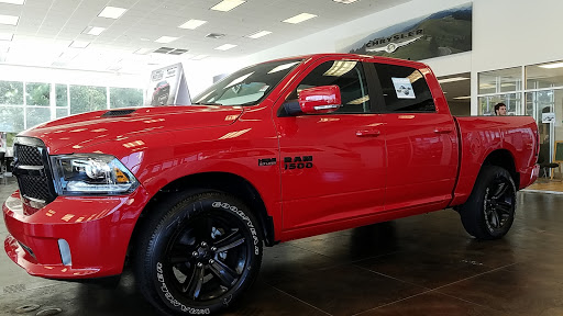 Car Dealer «Rainbow Chrysler Dodge Jeep LLC», reviews and photos, 301 River Highlands Blvd, Covington, LA 70433, USA