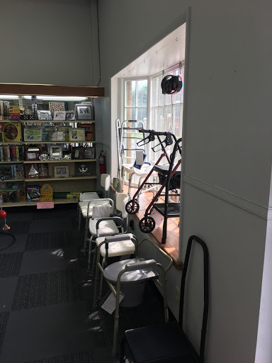 Pharmacy «Elkton Family Pharmacy», reviews and photos, 111 S Stuart Ave, Elkton, VA 22827, USA