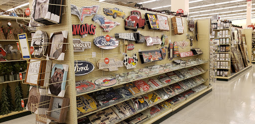 Craft Store «Hobby Lobby», reviews and photos, 200 S Randall Rd, Elgin, IL 60123, USA