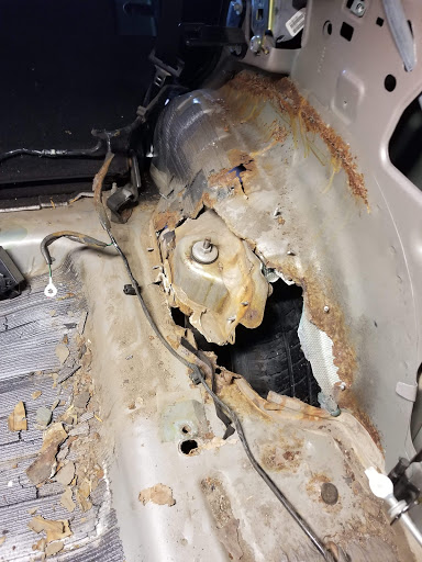 Auto Repair Shop «Riverside Auto Care», reviews and photos, 13160 Fort St, Southgate, MI 48195, USA