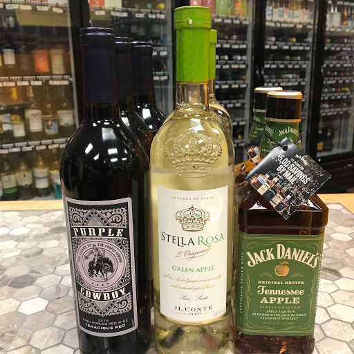 Wine Store «Premier Wine & Spirits», reviews and photos, 100 Main St N # 11, Southbury, CT 06488, USA