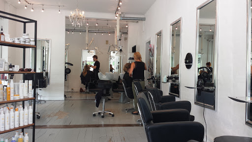 Hair Company in Lyngby, Lyngby-Taarbæk