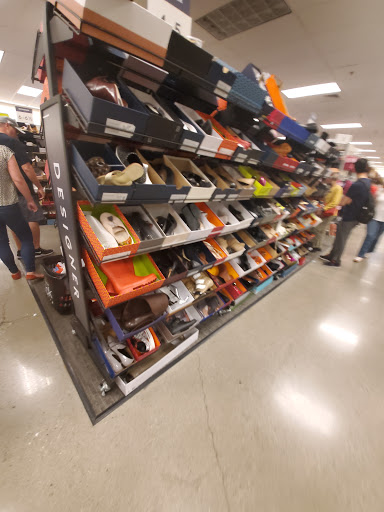 Department Store «Nordstrom Rack», reviews and photos, 3363 E Foothill Blvd, Pasadena, CA 91107, USA