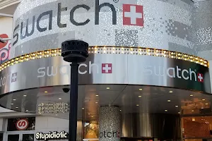 Swatch Fashion Show Mall image