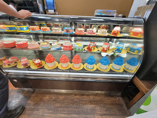 Kosher Grocery Store «Evergreen Kosher Market», reviews and photos, 59 NY-59, Monsey, NY 10952, USA