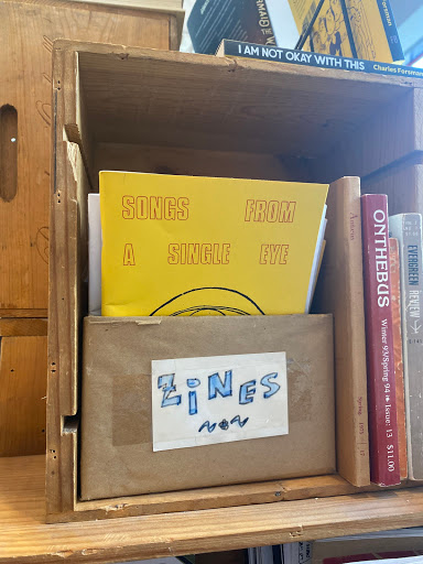 Book Store «Dog Eared Books», reviews and photos, 900 Valencia St, San Francisco, CA 94110, USA